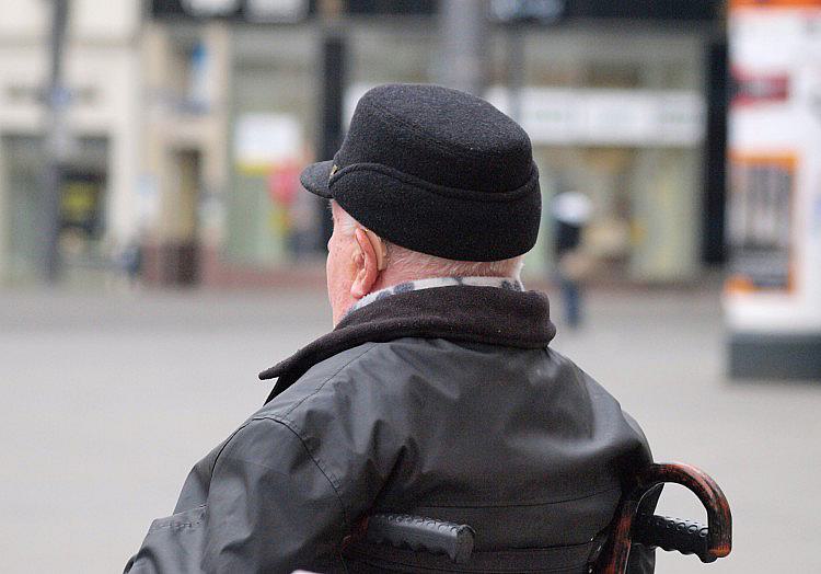 Gesetzlich Krankenversicherte haben 2025 wieder deutlich mehr Geld für höherwertige Hilfsmittel ausgegeben.