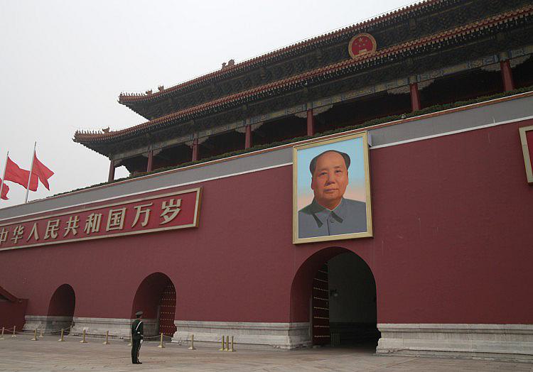 Politiker von CDU, SPD und Grünen fordern ein härteres Vorgehen gegen unfaire Handelspraktiken Chinas.