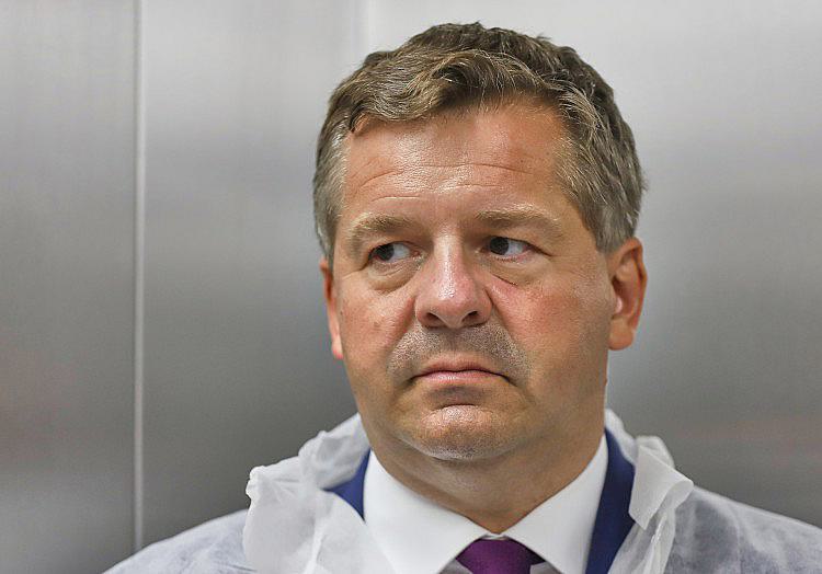 Sachsen-Anhalts Ministerpräsident Sven Schulze (CDU) rechtfertigt seine Kritik an der geplanten Abschaffung der Rente mit 63 als legitim und mit dem Koalitionsvertrag vereinbar.