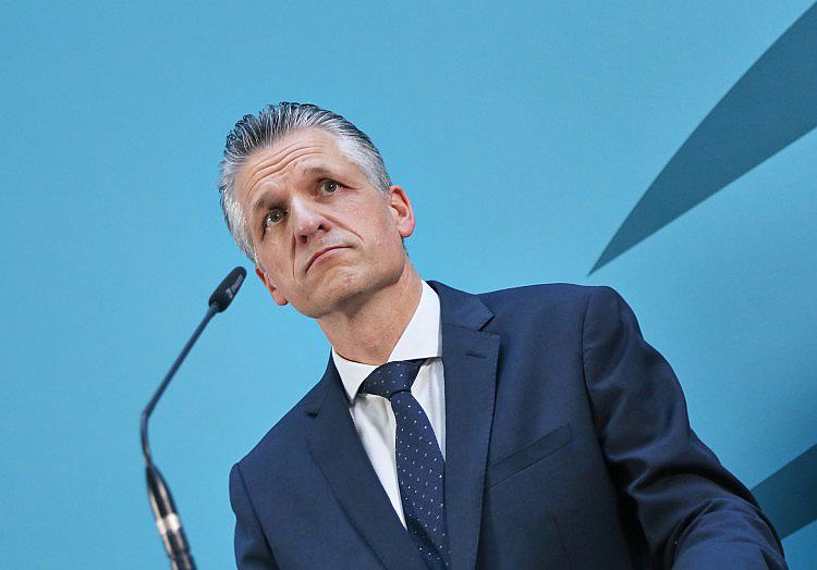 Der Vorsitzende der Unionsfraktion im Bundestag, Thorsten Frei (CDU), hat der Forderung, dass das Amt des Bundespräsidenten dieses Mal zwingend von einer Frau besetzt werden müsse, eine Absage erteilt.