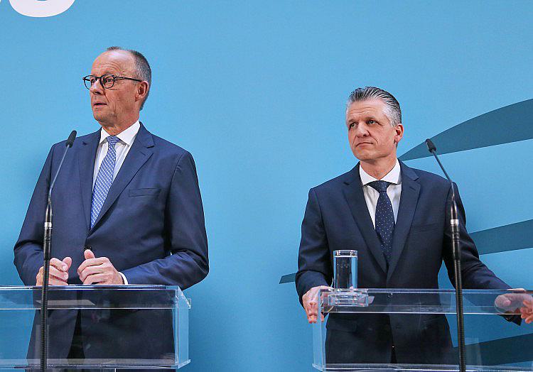 Der neue Vorsitzende der CDU/CSU-Bundestagsfraktion, Thorsten Frei, hat sich nach dem chaotischen Personalwechsel des Kanzlers um Einigkeit bemüht.