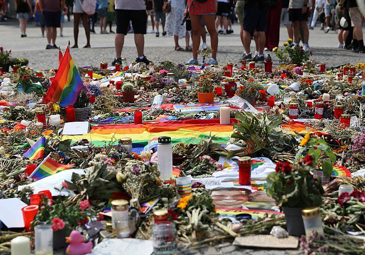 Nach der Sitzung des Innenausschusses zum Anschlag auf den CSD Berlin hat Bundesinnenminister Alexander Dobrindt (CSU) auf härtere Maßnahmen gepocht.