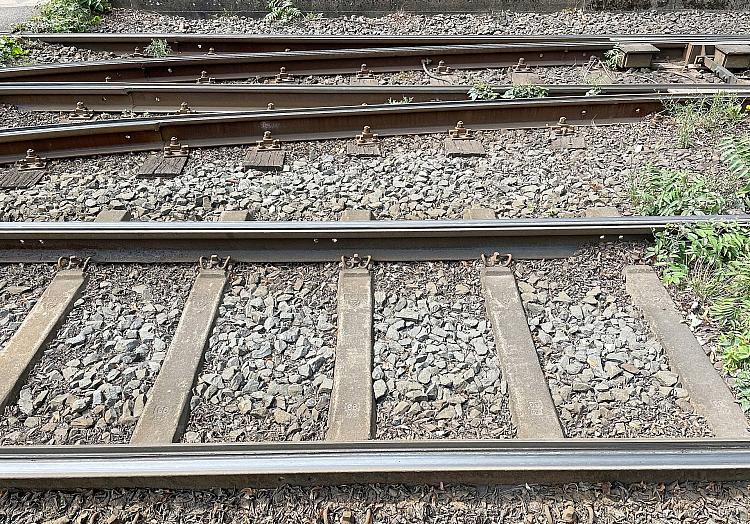 Der Bahnübergang in Aligse wird von Donnerstag, 13. August, Betriebsbeginn, bis Donnerstag, 20. August, Betriebsschluss, voll gesperrt.