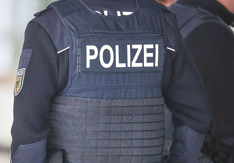 In der Salzastraße in Wilhelmshaven ist es am Donnerstagabend zu einer Körperverletzung gekommen. Wie die Polizei am Freitag mitteilte, gerieten eine 29-jährige Frau und eine 27-jährige Frau in eine Auseinandersetzung.