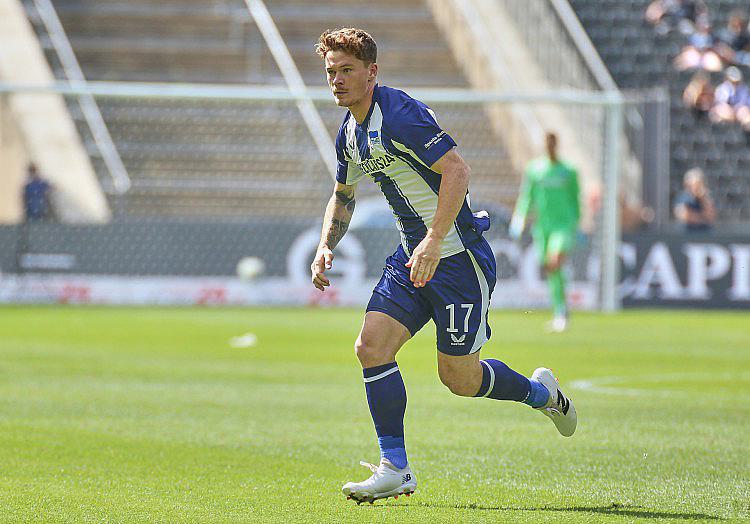 Hertha BSC hat am Freitagabend das Eröffnungsspiel der neuen Zweitliga-Saison beim VfL Bochum mit 1:0 gewonnen und sich damit den ersten Saisonsieg gesichert.
