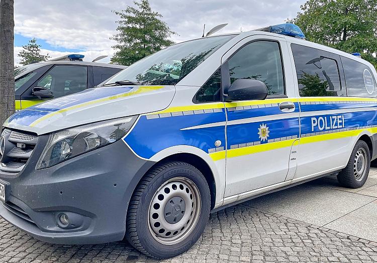 Bei einem Verkehrsunfall in Friedrichsfehn ist ein 16-jähriger Motorradfahrer tödlich verletzt worden.