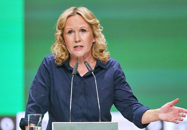 Vor dem Treffen von Bundesverkehrsminister Steffen Bilger (CDU) mit Wirtschaftsvertretern zum Thema Niedrigwasser an diesem Donnerstag in Bonn hat Ex-Umweltministerin Steffi Lemke (Grüne) Konsequenzen im Umgang mit Deutschlands Flüssen gefordert.