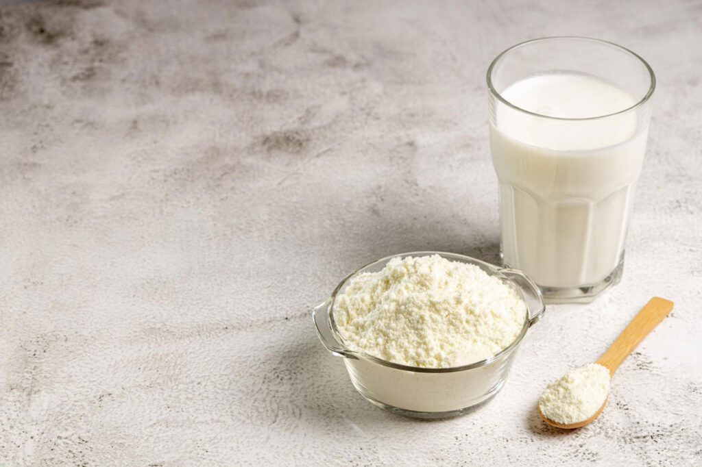 Milchpermeat als Zutat – wo es eingesetzt wird und was es vom MPC unterscheidet