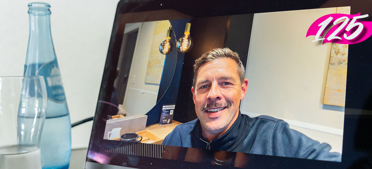 Klaas Heufer-Umlauf gratulierte der Friseur-Innung Oldenburg zum 125-jährigen Bestehen per Videobotschaft.