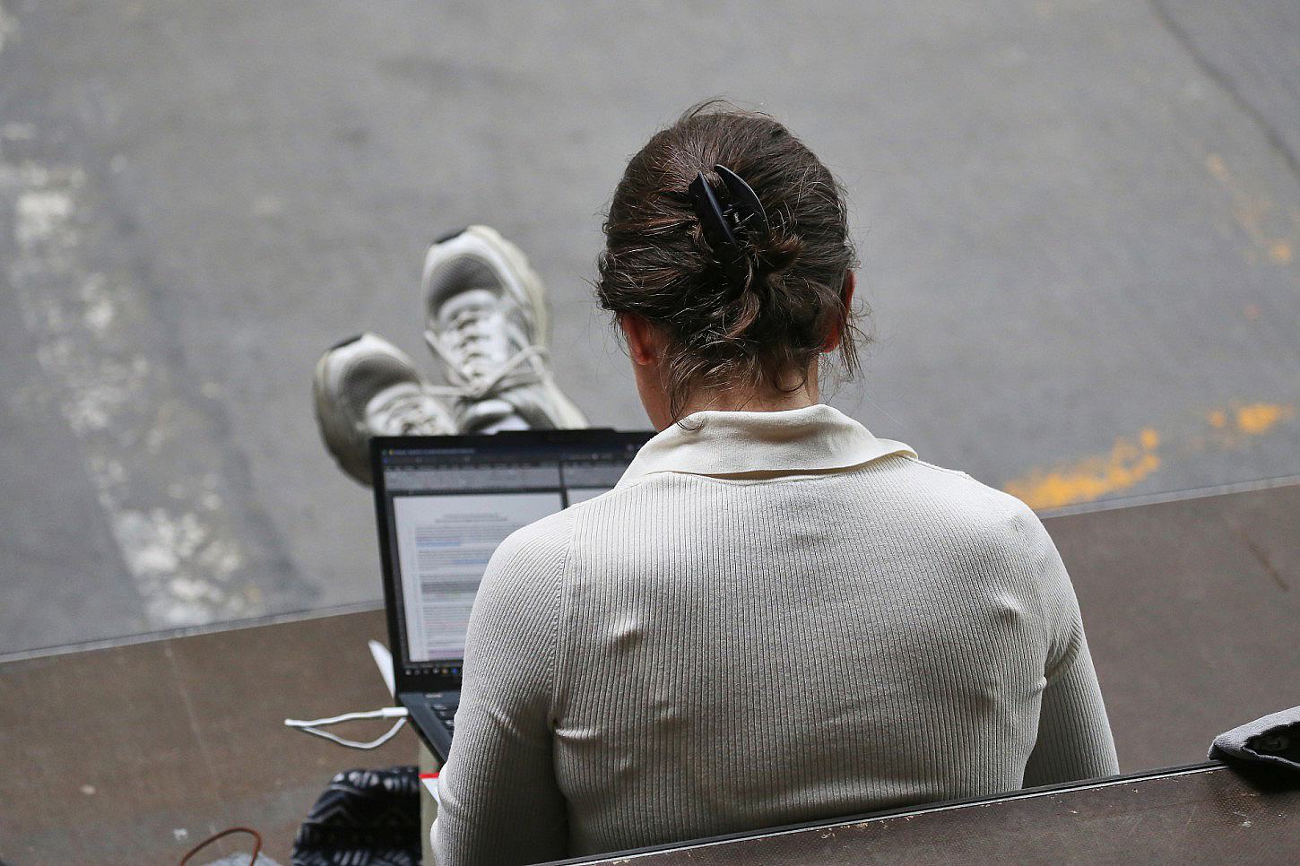 IT-Fachkräftemangel deutlich verringert – Lage bleibt angespannt