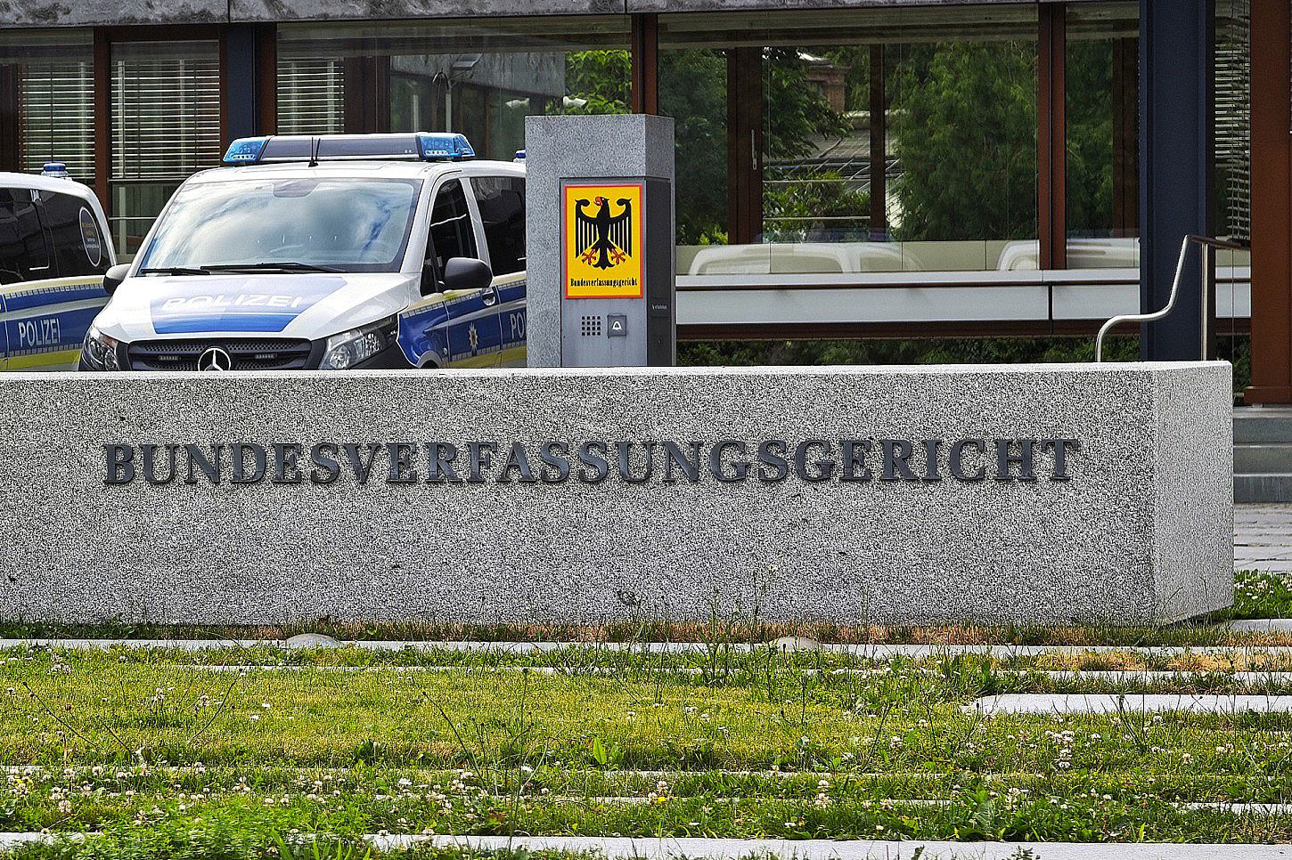 Volker Beck legt Verfassungsbeschwerde in Mordprozess ein