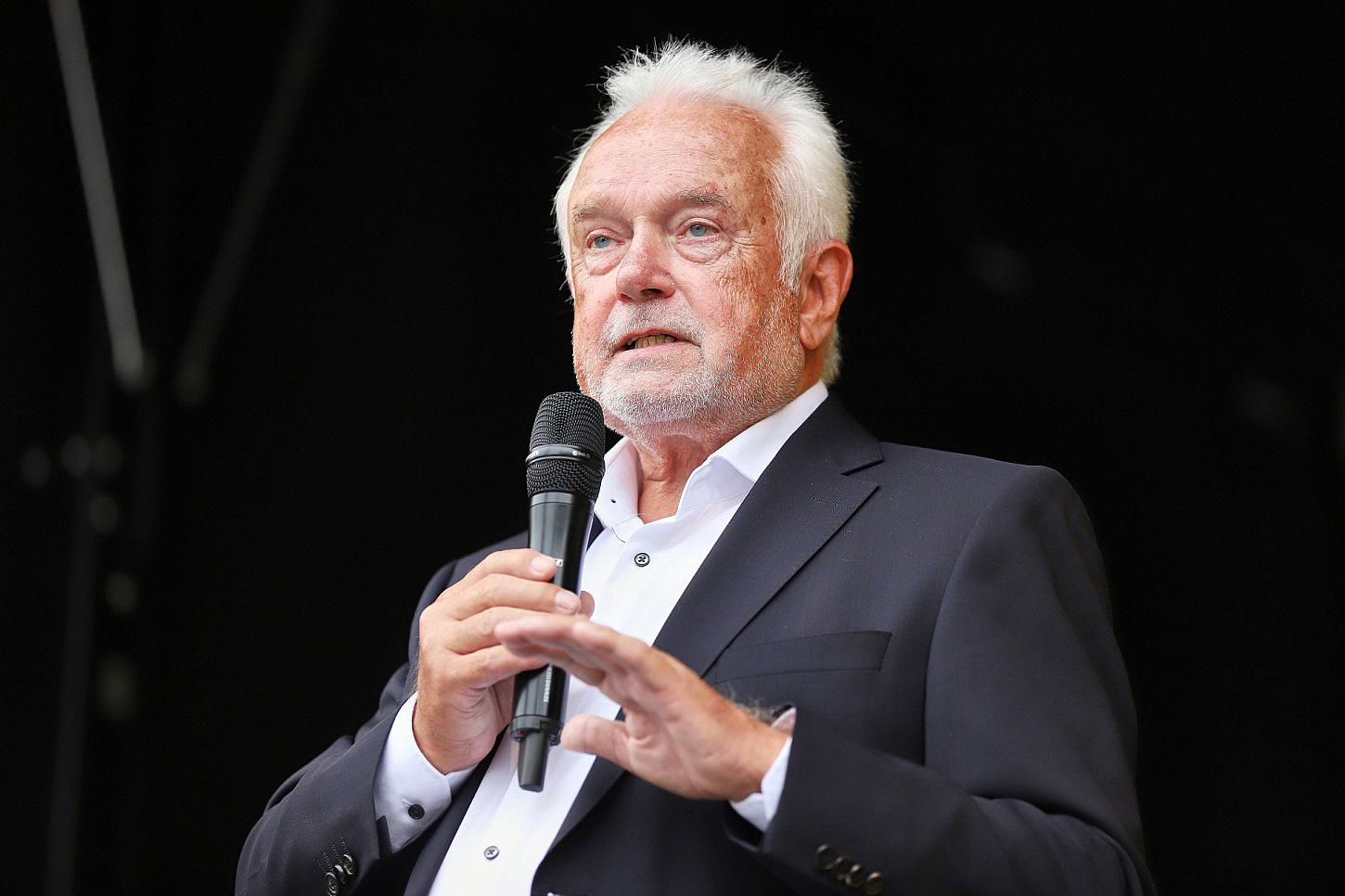 Kubicki warnt vor Spritpreisdeckel