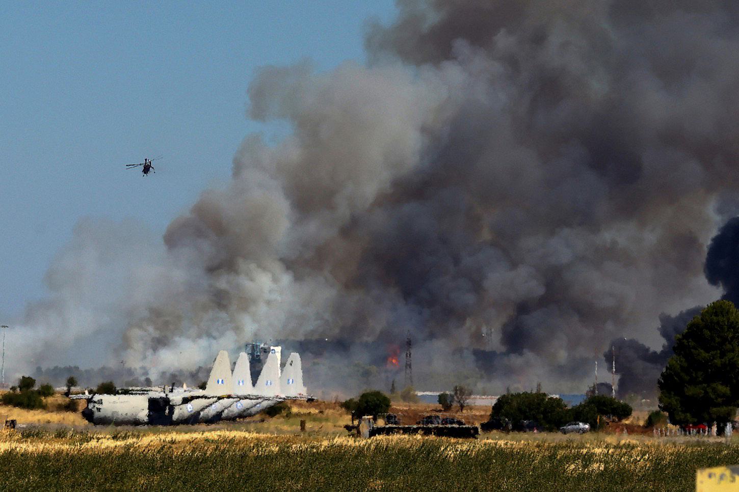Griechisches Militärflugzeug stürzt bei Flugshow ab