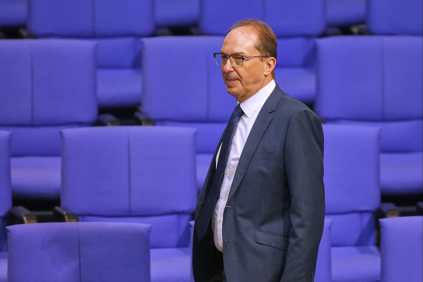 Dobrindt kündigt „klare Kante gegenüber Sozialbetrügern“ an