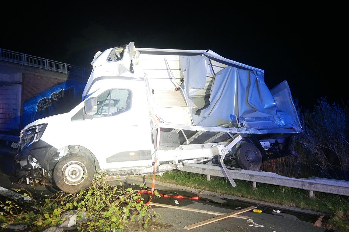 Unfall auf A1 bei Sittensen sorgt für Behinderungen