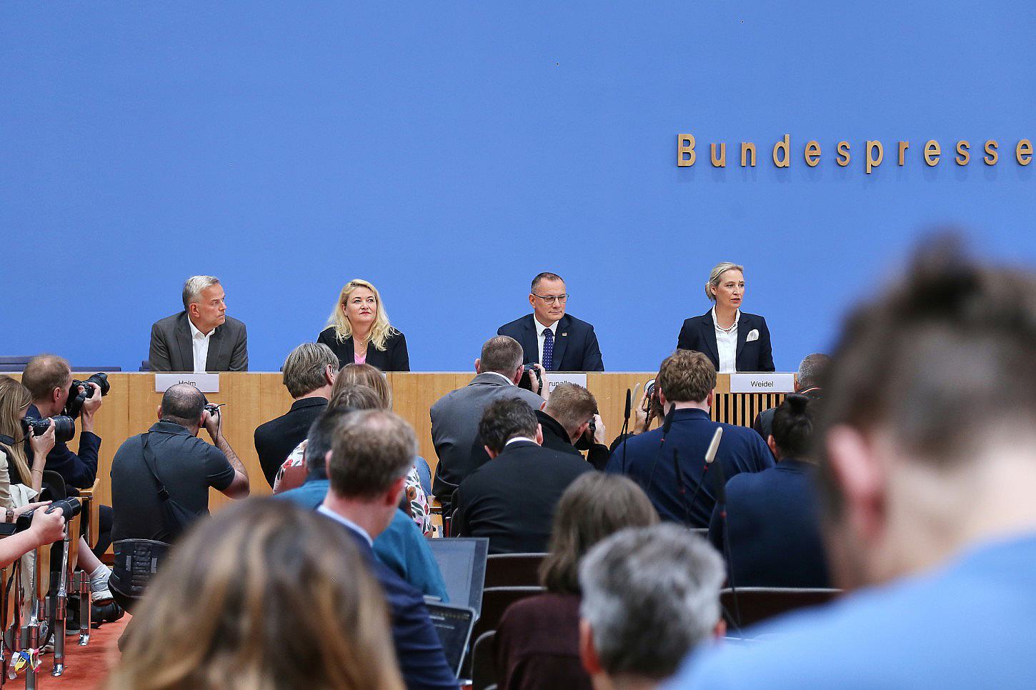 AfD bekräftigt Regierungsanspruch in Mecklenburg-Vorpommern
