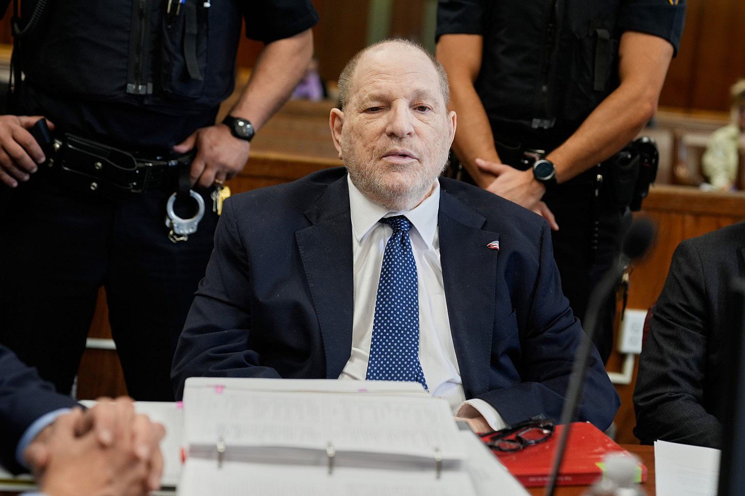 Filmproduzent Harvey Weinstein zu 15 Jahren Haft verurteilt