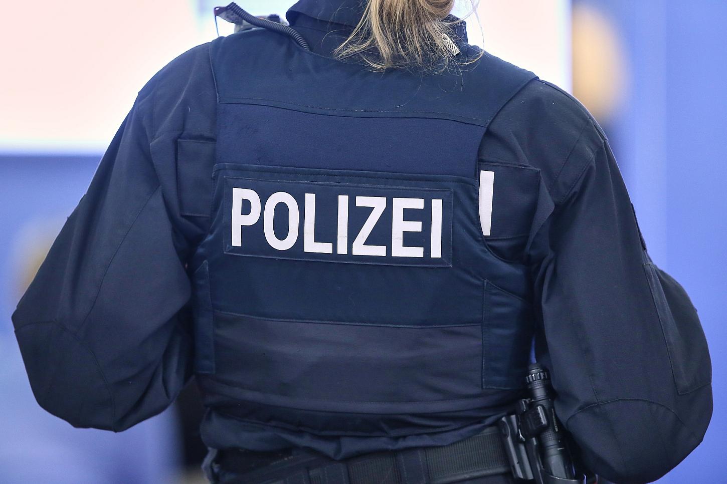 Polizei Delmenhorst stoppt alkoholisierten Autofahrer ohne Fahrerlaubnis