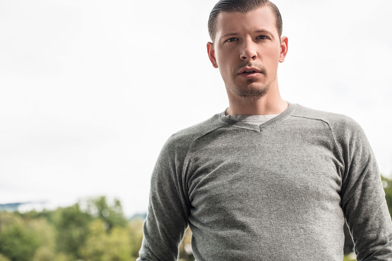 Wer ein vielseitiges Kleidungsstück sucht, das vom frühen Morgen bis in den späten Abend mithalten kann, wird beim Merino Langarmshirt schnell fündig.