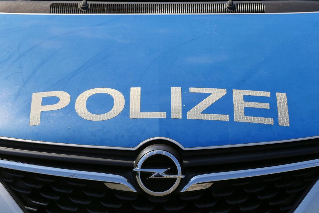 Vier Fahrzeuge in Sarstedt zerkratzt