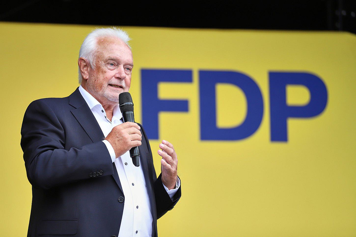 Kubicki sieht Verfassungsbruch im Berliner Sondierungspapier