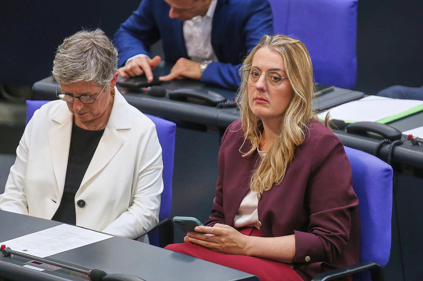 Grüne erklären bisherige Strategie gegen AfD für gescheitert