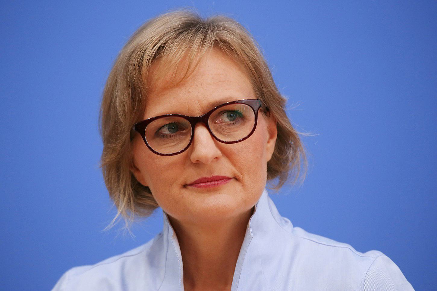 Brantner drängt SPD zu Parteiausschluss von Schröder