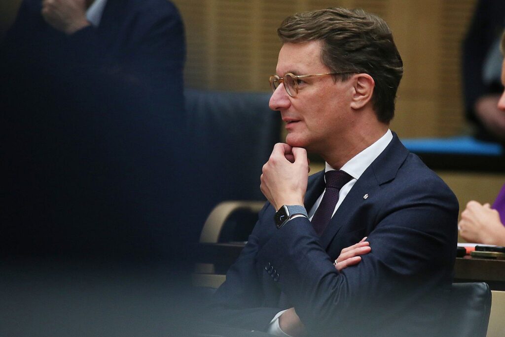 Wüst zum Bundesratspräsidenten gewählt