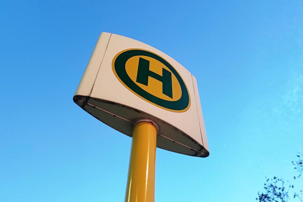 Linke kritisiert Kürzung von E-Bus-Förderung