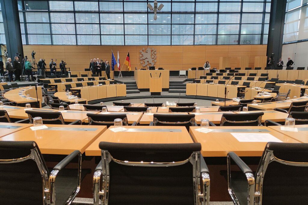 Thüringer Landtag löst sich nicht auf – AfD-Antrag gescheitert