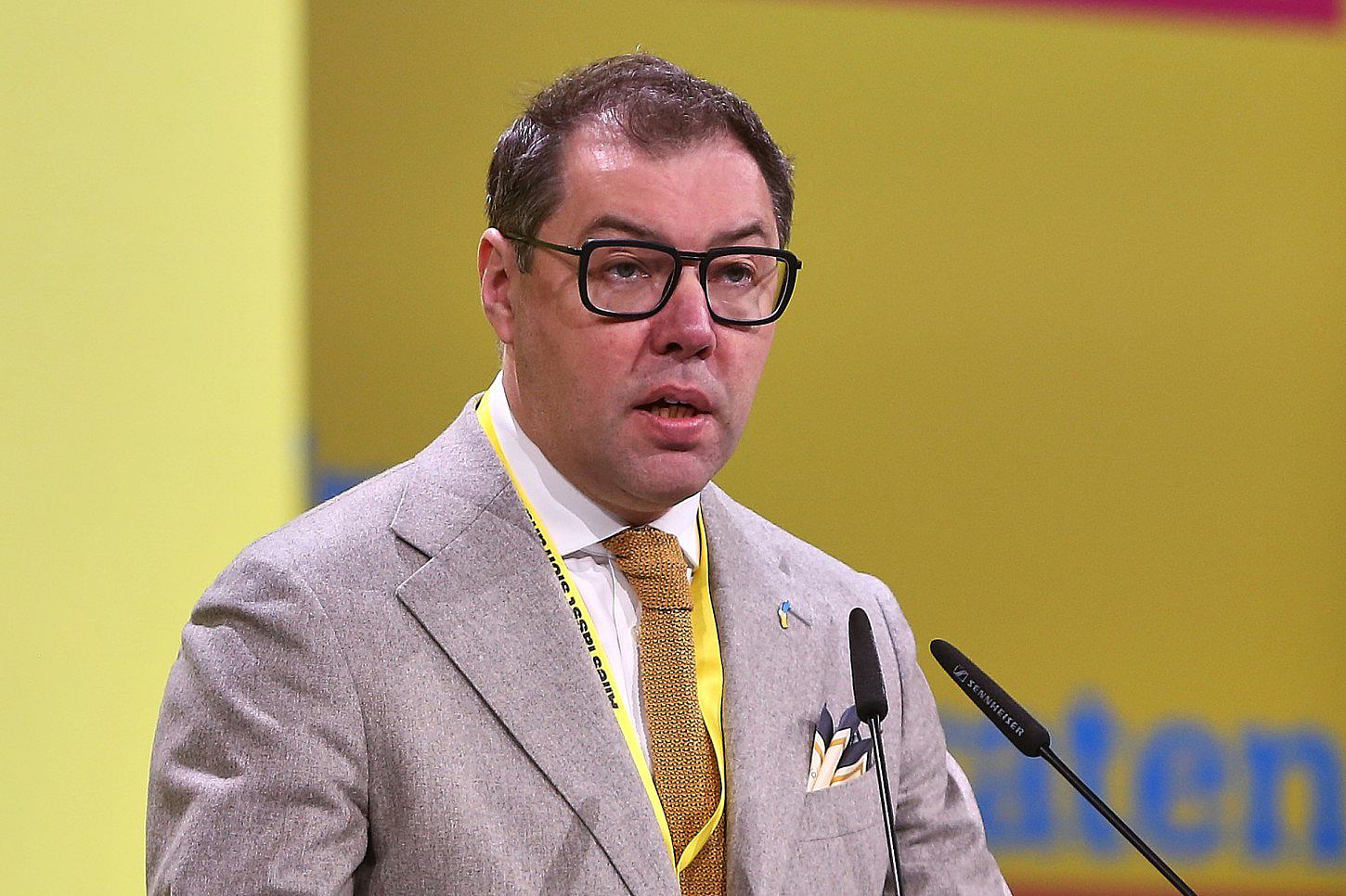 Ukraine-Botschafter kritisiert Schröder für Besuch bei Putin