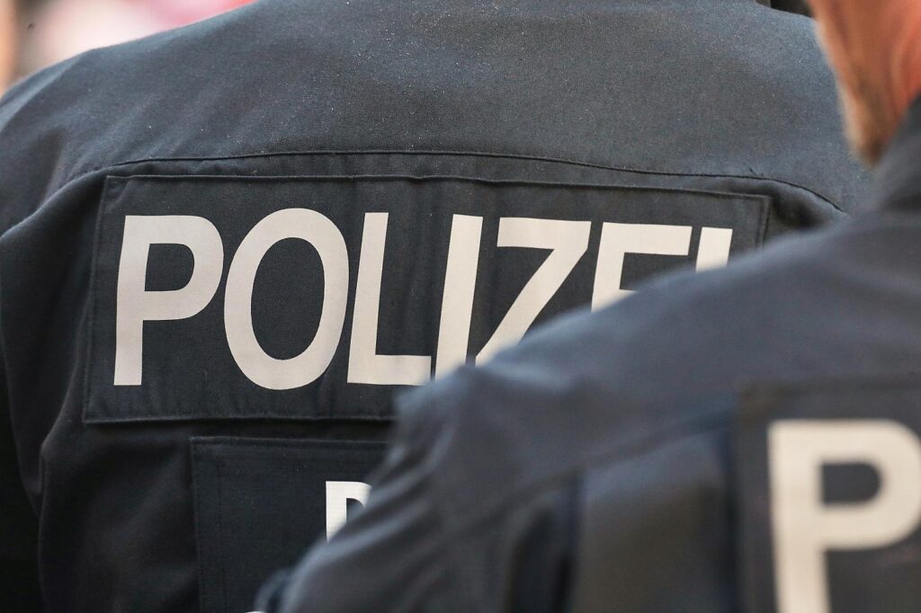 Mann in Bremen-Neustadt nach Messerverletzung notoperiert