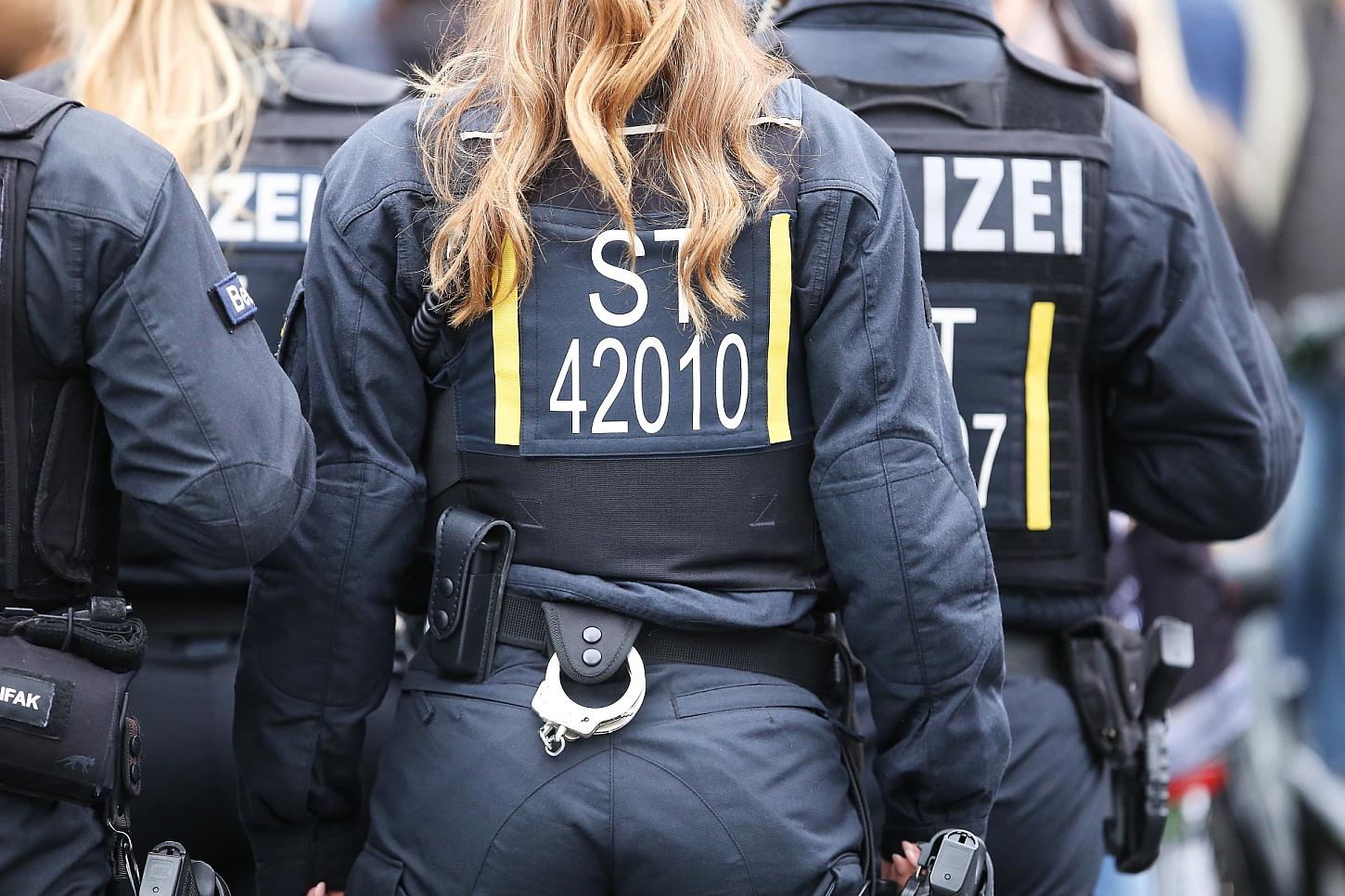 Polizei sucht Zeugen nach Überfall auf 77-Jährige in Neustadt am Rübenberge